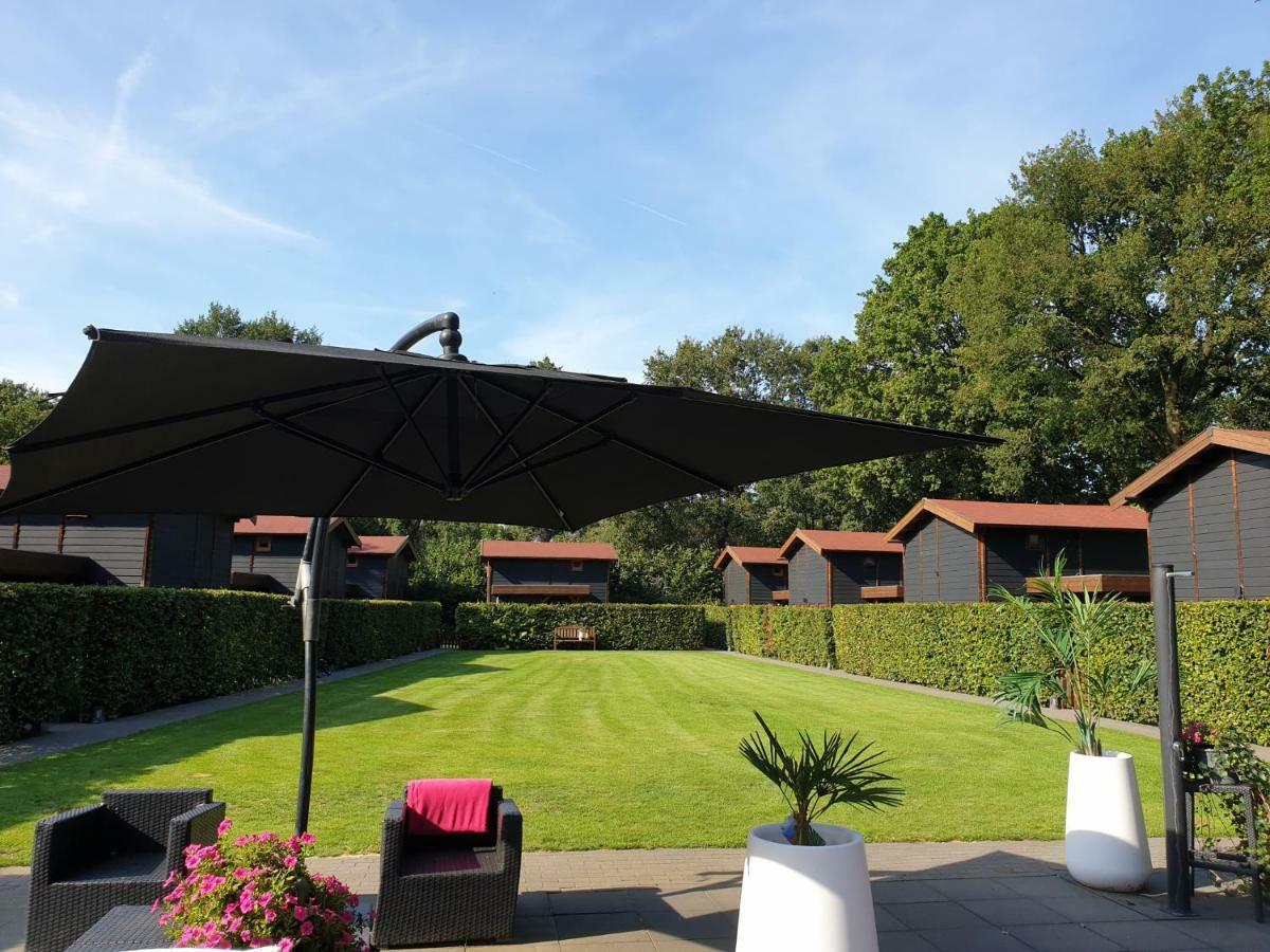 De Eikensingel Hotel Uddel ภายนอก รูปภาพ