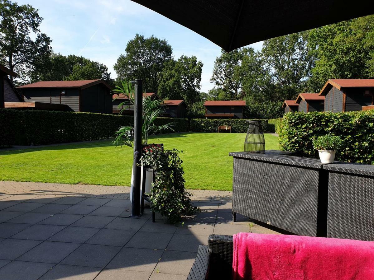 De Eikensingel Hotel Uddel ภายนอก รูปภาพ